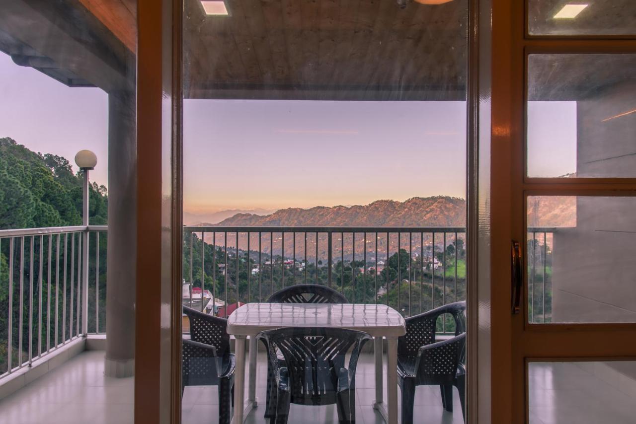 Terrace Retreat Bed and Breakfast Kasauli Buitenkant foto