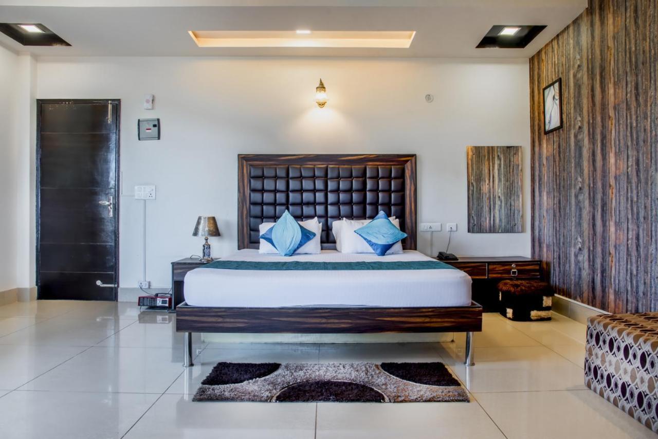 Terrace Retreat Bed and Breakfast Kasauli Buitenkant foto